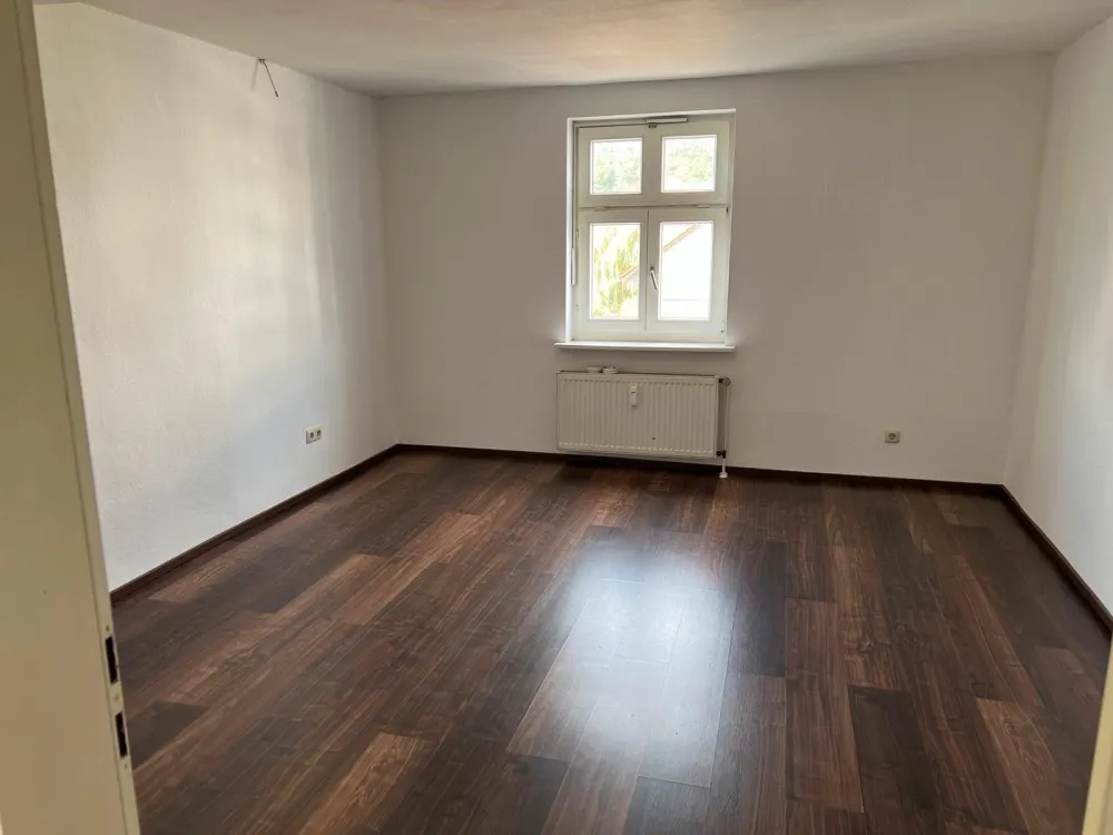 4 Zimmer Küche Bad zu vermieten
