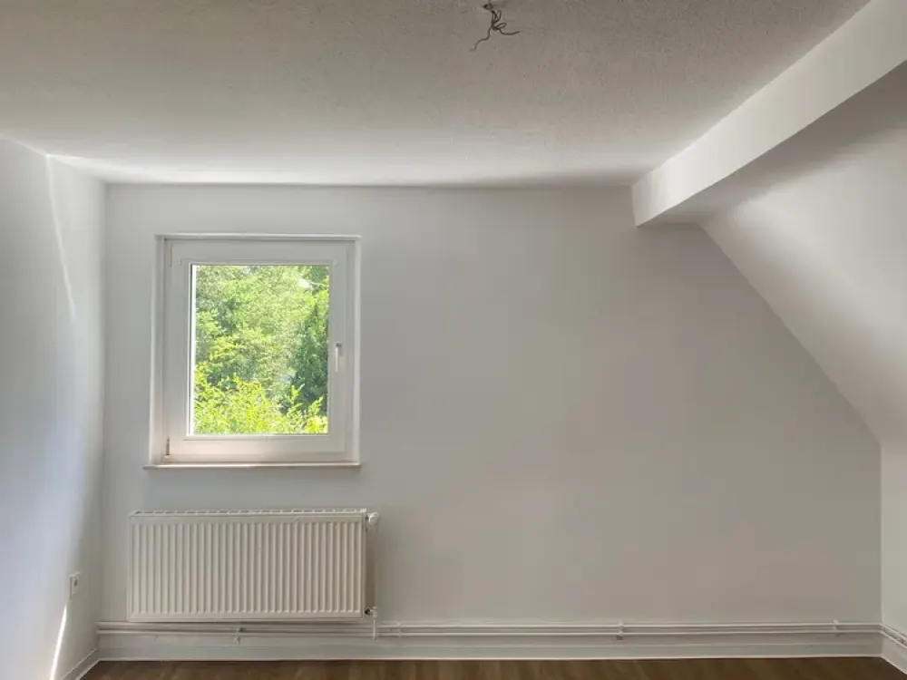 Kurzfristige Anmietung möglich - 3-Zimmer-Wohnung mit Tageslichtbad
