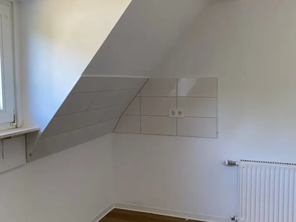 Kurzfristige Anmietung möglich - 3-Zimmer-Wohnung mit Tageslichtbad