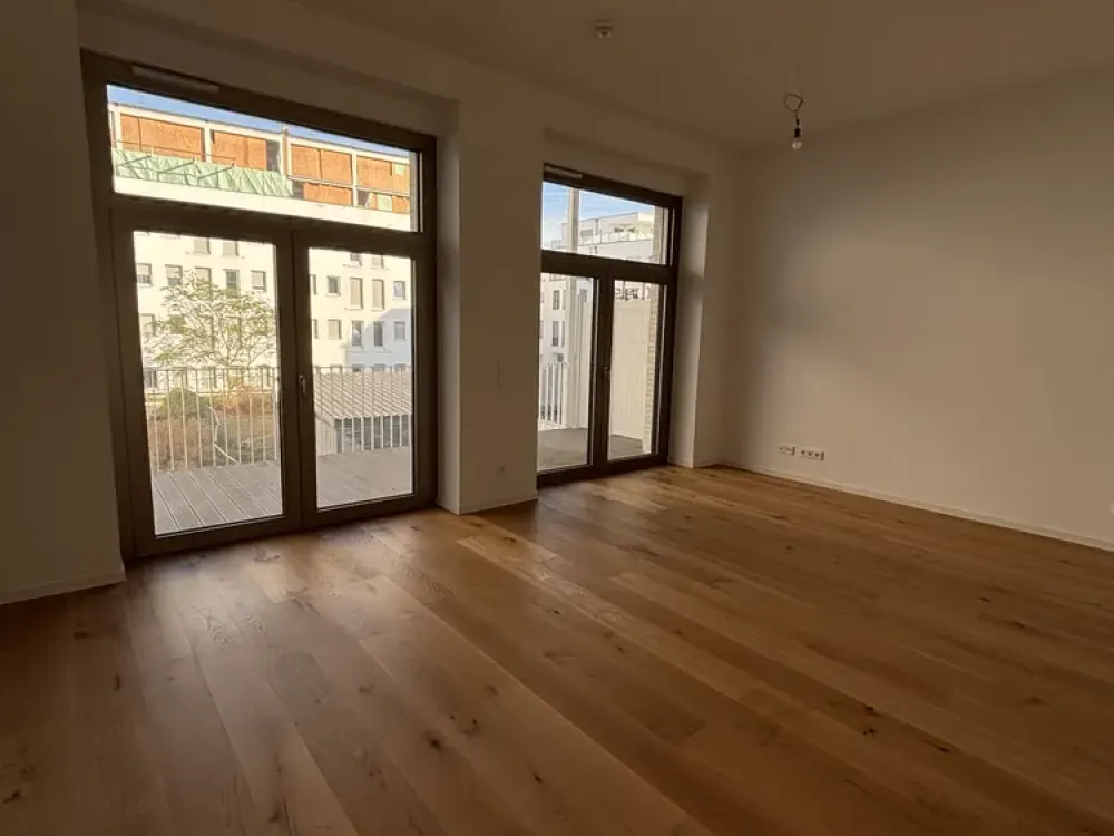Bright 1-Room New-Build Apartment with High-Quality Features