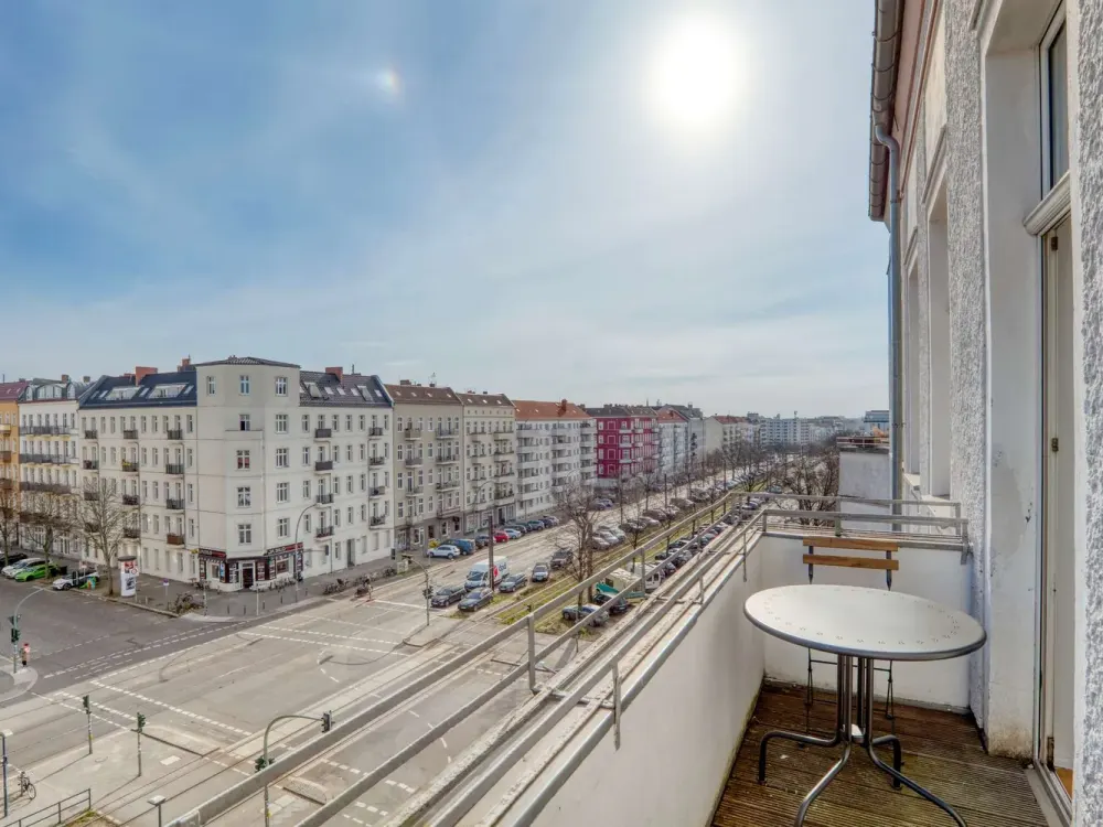 Beeindruckende 3-Zimmer Wohnung in Friedrichshain - voll möbliert
