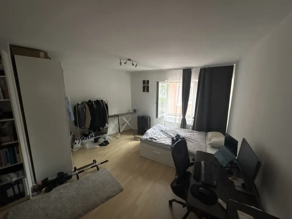 SCHÖNE HELLE 2-ZIMMER-WHG NAHE EISERNER STEG SACHSENHAUSEN- NORD