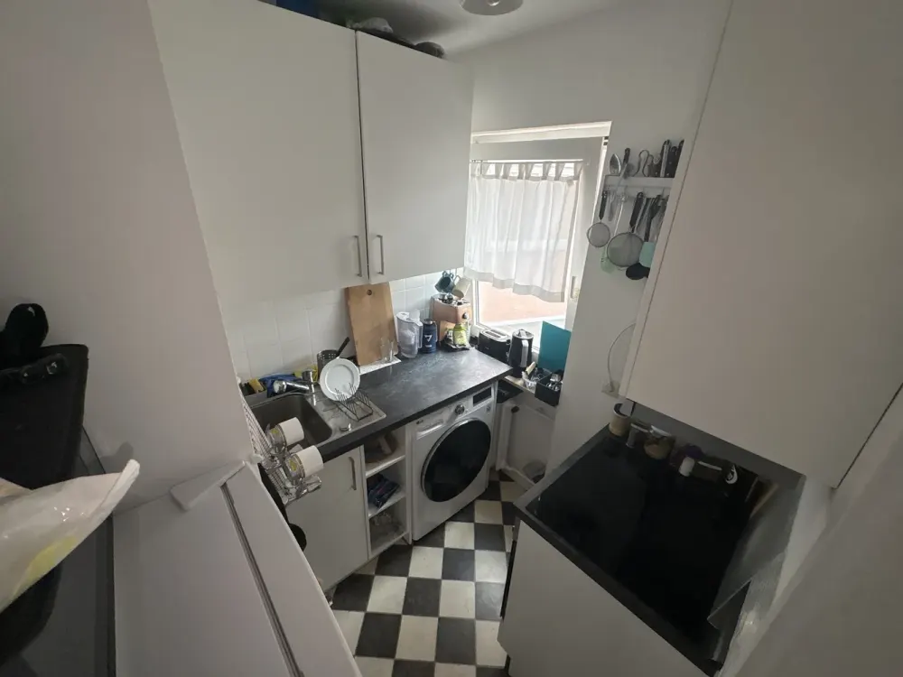 SCHÖNE HELLE 2-ZIMMER-WHG NAHE EISERNER STEG SACHSENHAUSEN- NORD