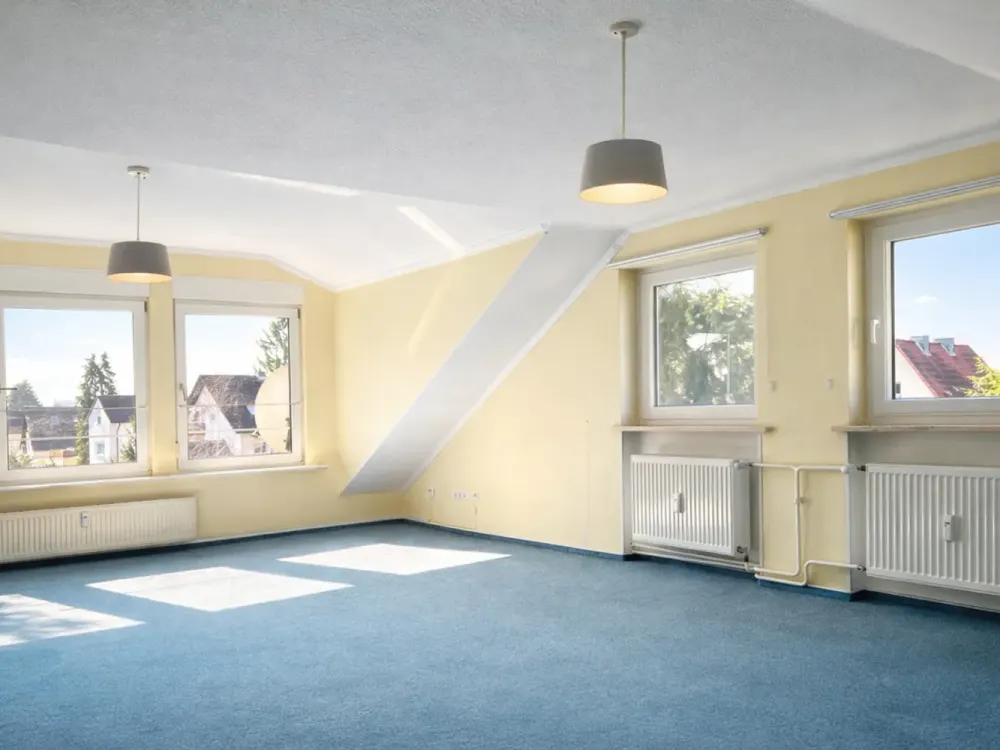 3-Zimmer-Dachgeschosswohnung mit Einbauküche in ruhiger Lage