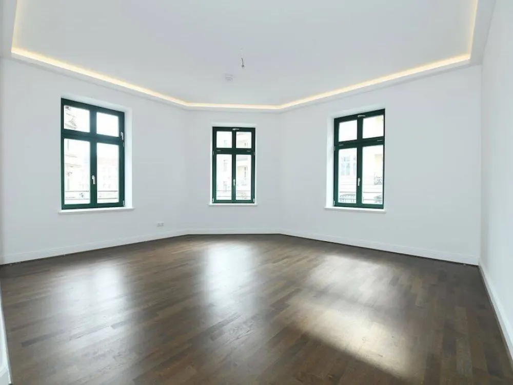 Viel Platz für 2! * Parkett * Fußbodenheizung * tolles Bad * LED-Licht * Übernahme Küche/Möbel mgl.