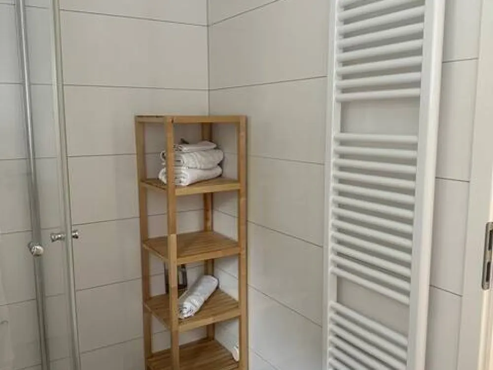 Luxus-Apartment (35m²) Kassel-Brasselsberg- MÖBLIERT, AUF ZEIT