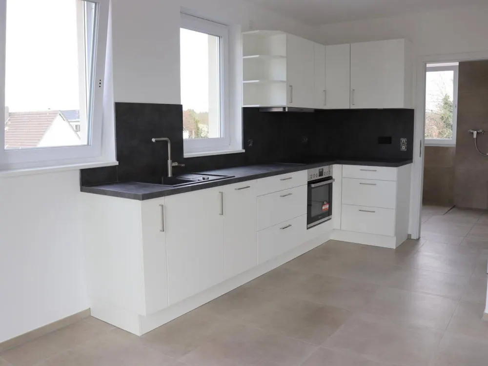 2,5 Zimmer Wohnung mit Einbauküche und Balkon
