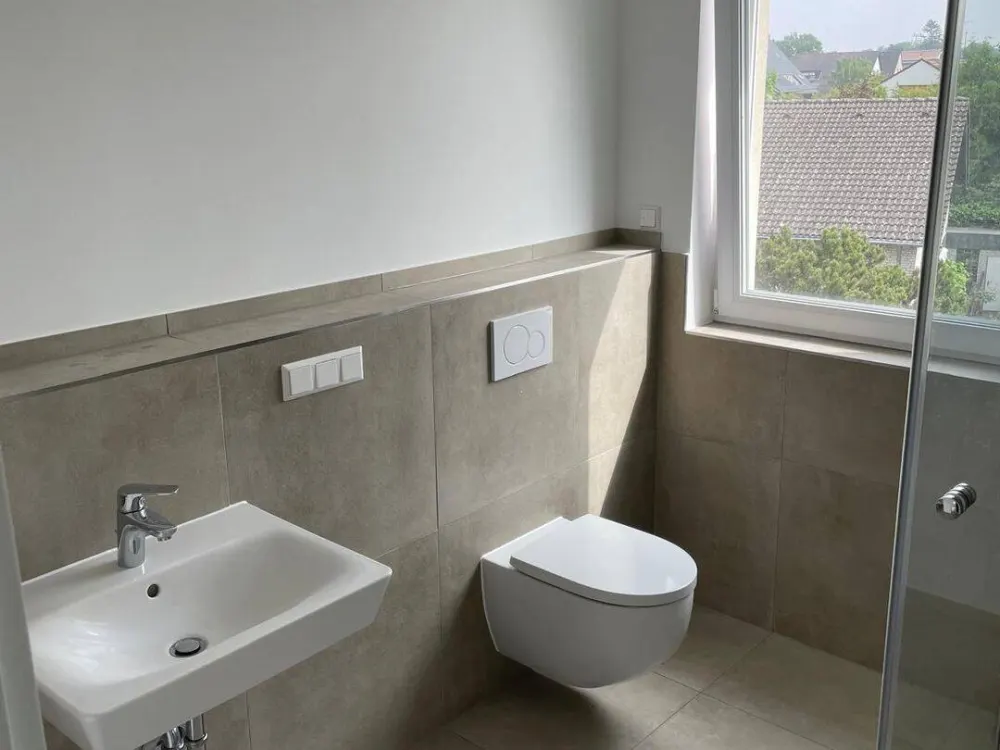 2,5 Zimmer Wohnung mit Einbauküche und Balkon