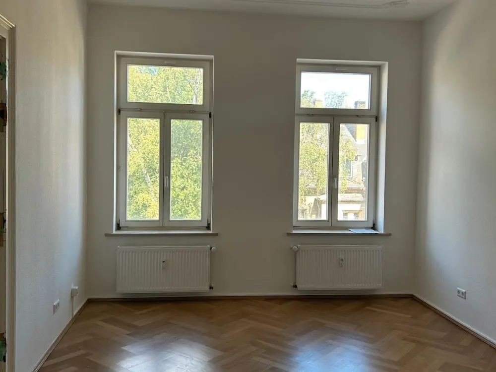 charmante, frisch renovierte Altbauwohnung | 4 Zimmer | Balkon I EBK
