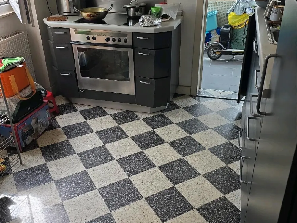 wohnung nur 2 nachbar in Bischofsheim mieten