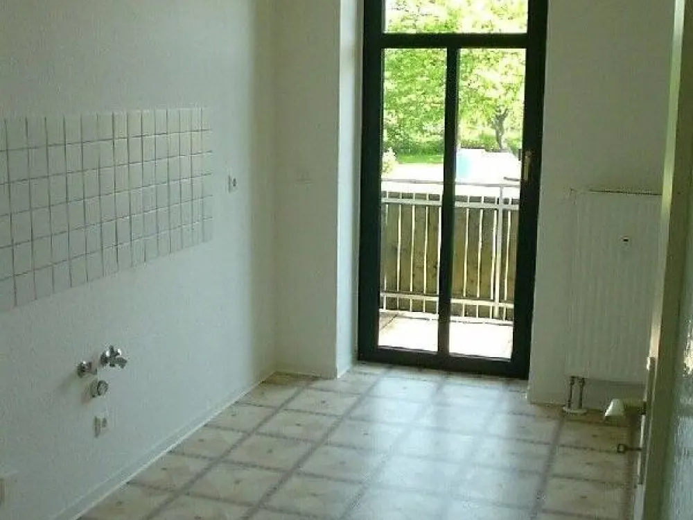 3-Raum Wohnung mit Balkon in Liebertwolkwitz