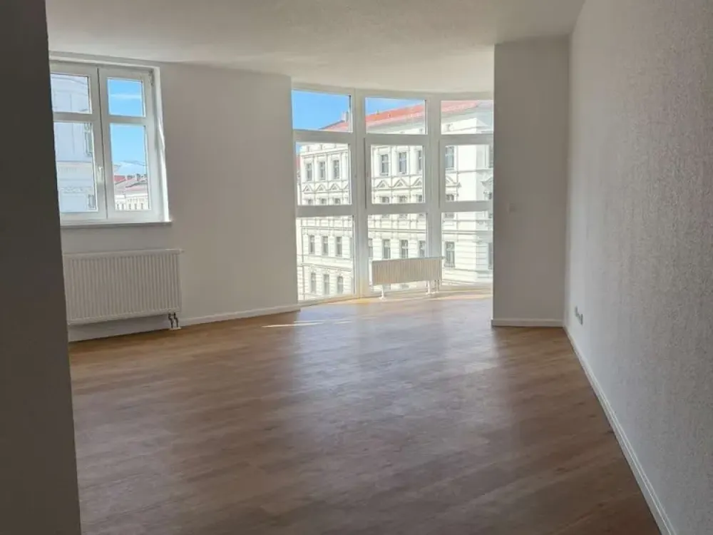 Komplett saniert: 2-Zimmer-Wohnung mit Fahrstuhl im Kaskelkiez, nur wenige Minuten zum Ostkreuz