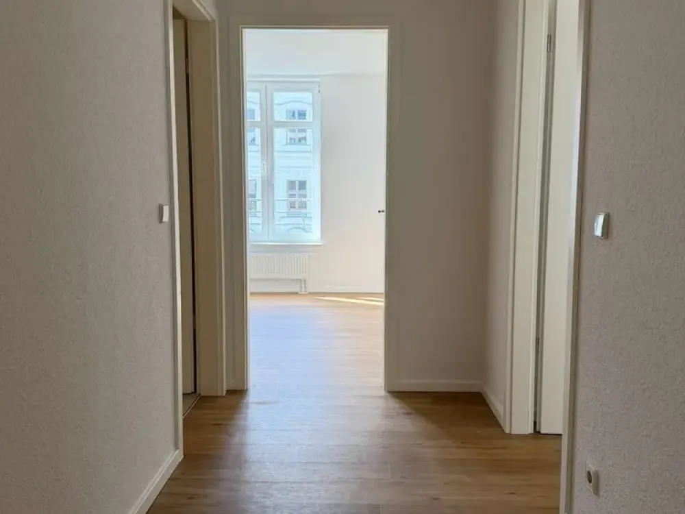 Komplett saniert: 2-Zimmer-Wohnung mit Fahrstuhl im Kaskelkiez, nur wenige Minuten zum Ostkreuz