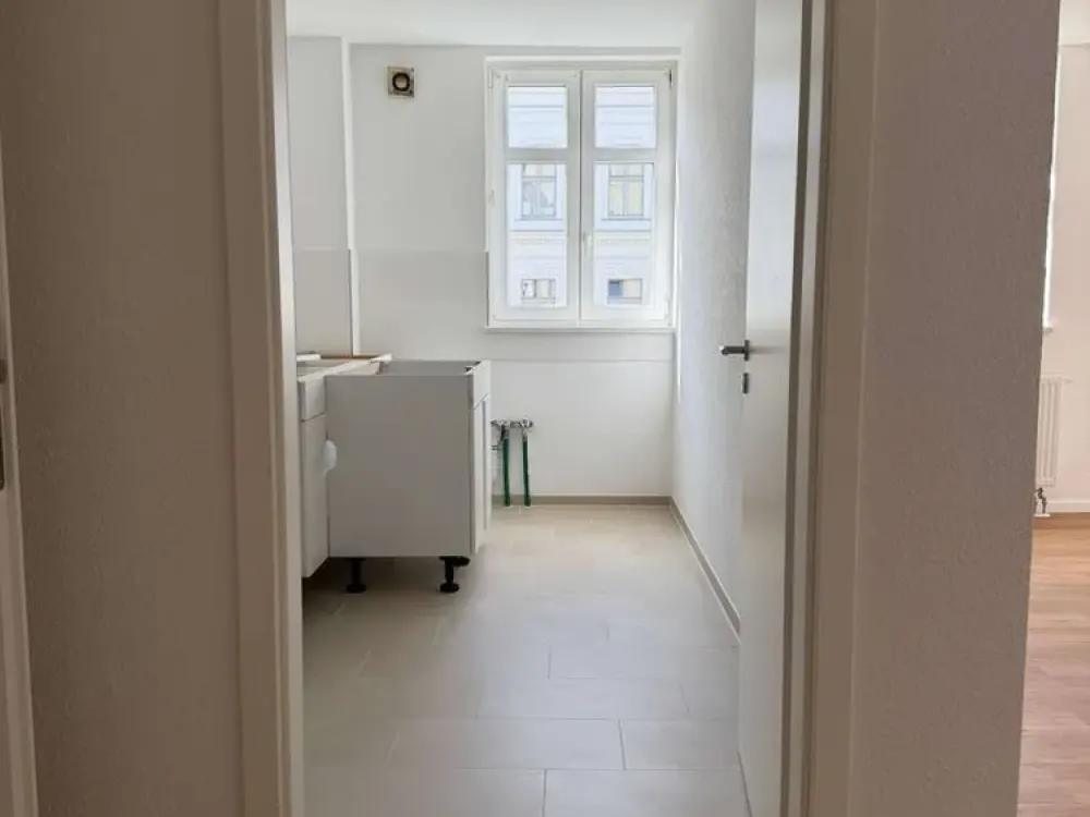 Komplett saniert: 2-Zimmer-Wohnung mit Fahrstuhl im Kaskelkiez, nur wenige Minuten zum Ostkreuz