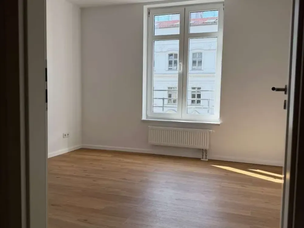Komplett saniert: 2-Zimmer-Wohnung mit Fahrstuhl im Kaskelkiez, nur wenige Minuten zum Ostkreuz