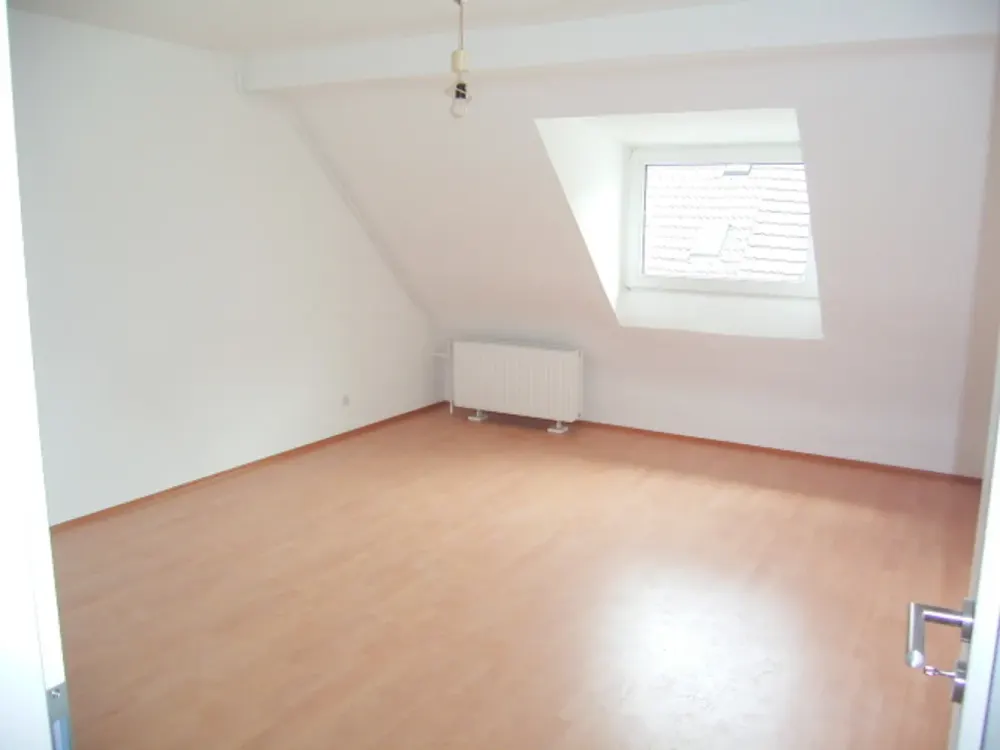 Gemütliche 3-Zi-Dachgeschoss-Wohnung in direkter Innenstadtlage, idealer Schnitt 67,5m²