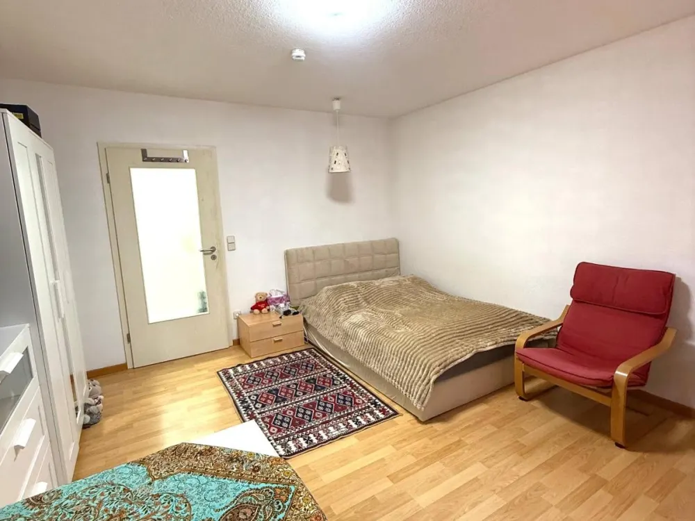 möblierte 28 m² Wohnung mit Balkon & Aufzug