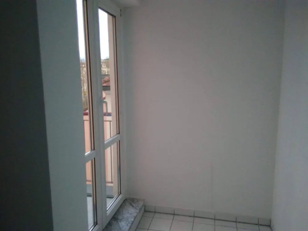 Helle 1-Zimmer-Wohnung mit Balkon und KFZ-Stellplatz