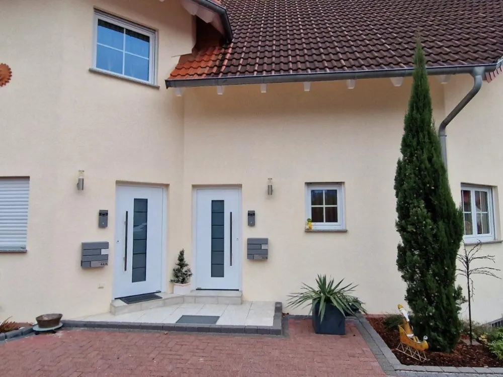 Vermietung: 3,5 Zi. Maisonette Wohnung. 1.240 EUR Kaltmiete