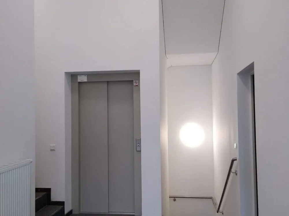 Schöne 3 Raum mit Balkon und Aufzug in Striesen zu vermieten