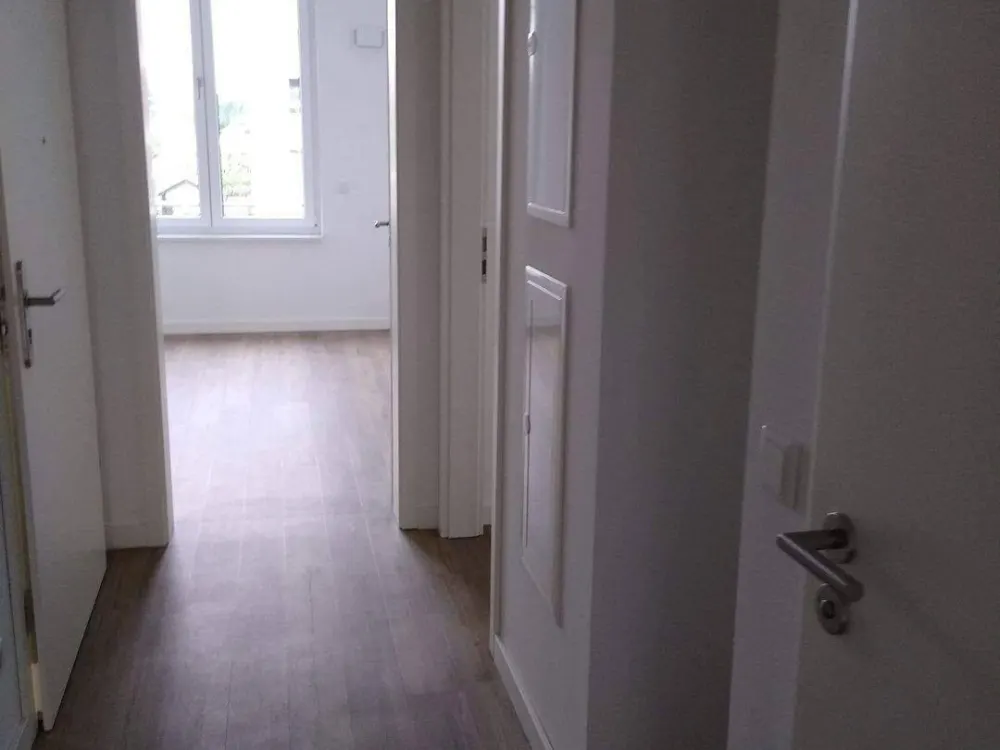 Schöne 3 Raum mit Balkon und Aufzug in Striesen zu vermieten