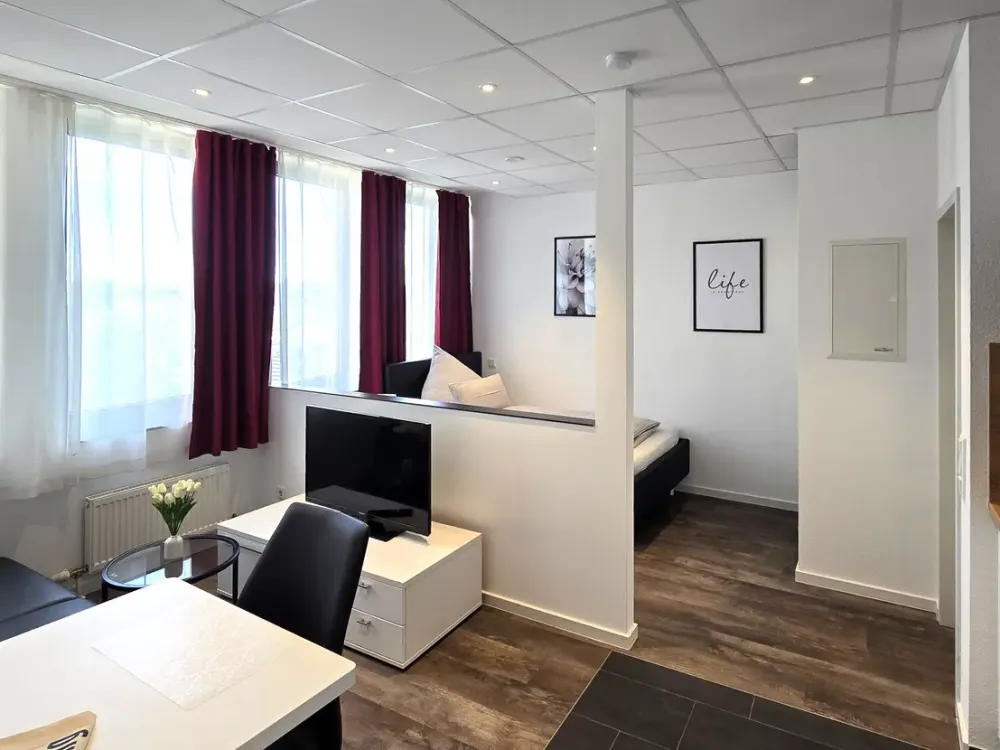 Bezugsbereites 1-Zimmer-Apartment komplett ausgestattet, zentral Niederrad