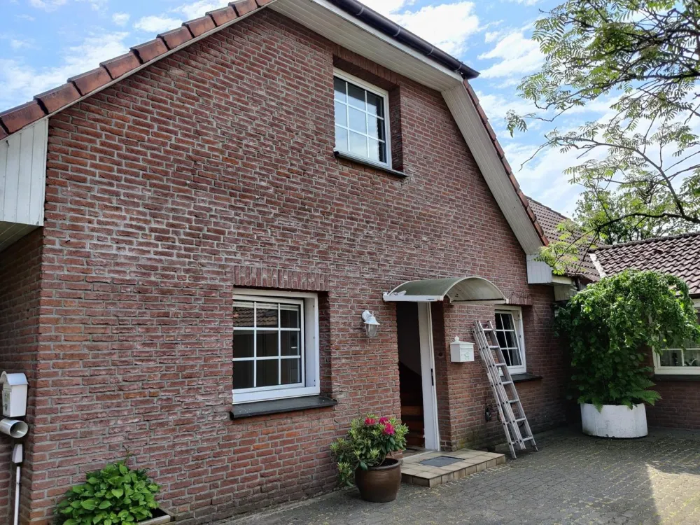 Charmante 4-Zimmer-Maisonette mit Kamin & Einbauküche in Seevetal-Ohlendorf