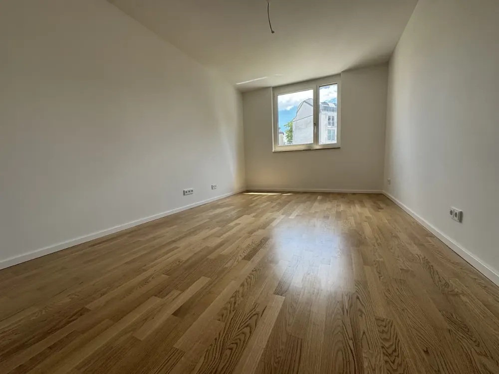 Small but mine: individual 3-room apartment in first occupancy