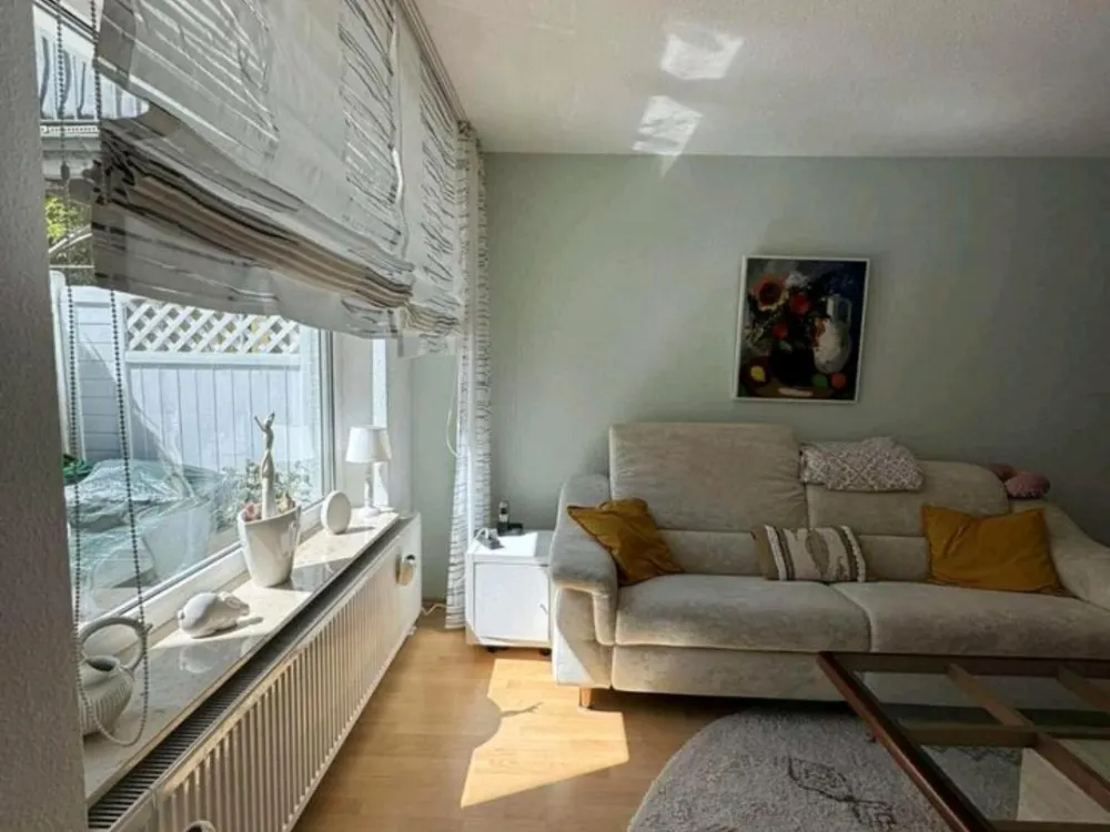 Furnished 3-Room Apartment with Terrace