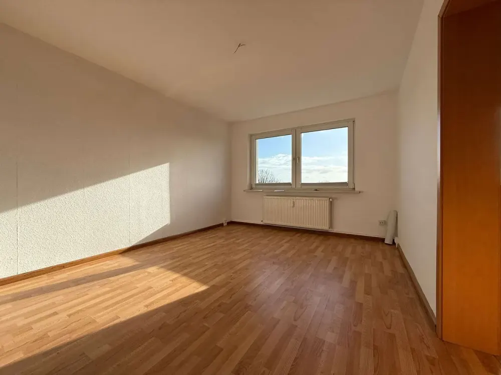 Geräumige 3-Zimmer Wohnung inkl. neuer EBK - 10 min bis Rostock