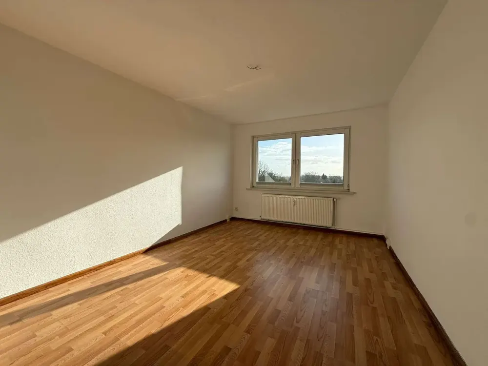 Geräumige 3-Zimmer Wohnung inkl. neuer EBK - 10 min bis Rostock