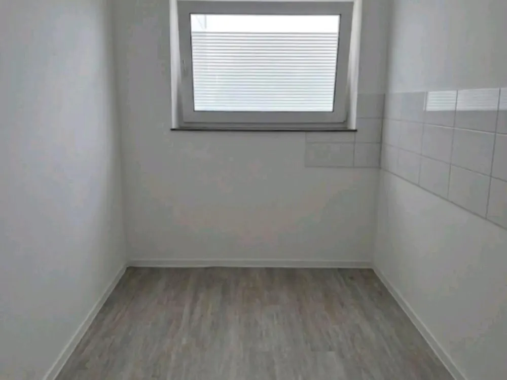 Ich suche Nachmieter für 2 Zimmer Wohnung in Nied