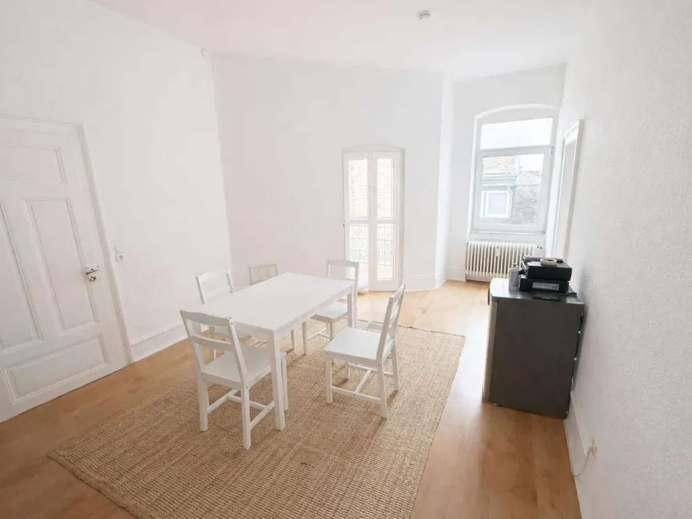 Fully Furnished Shared Apartment Room in Prime Location of Karlsruhe