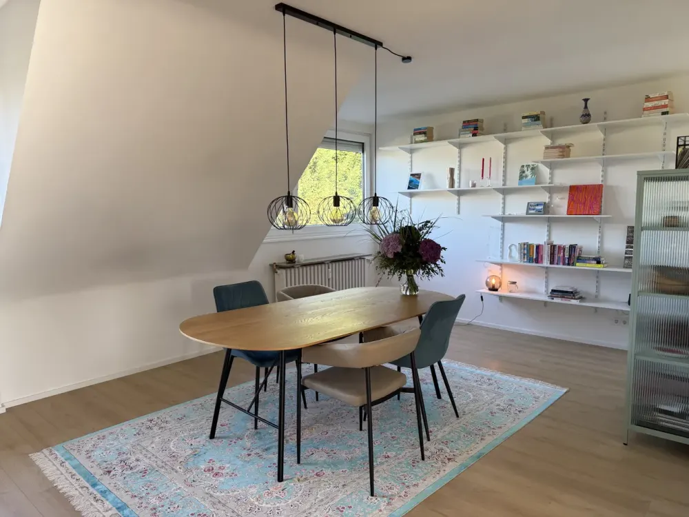 Helle 3-Zimmer-Wohnung in Düsseldorf-Oberkassel