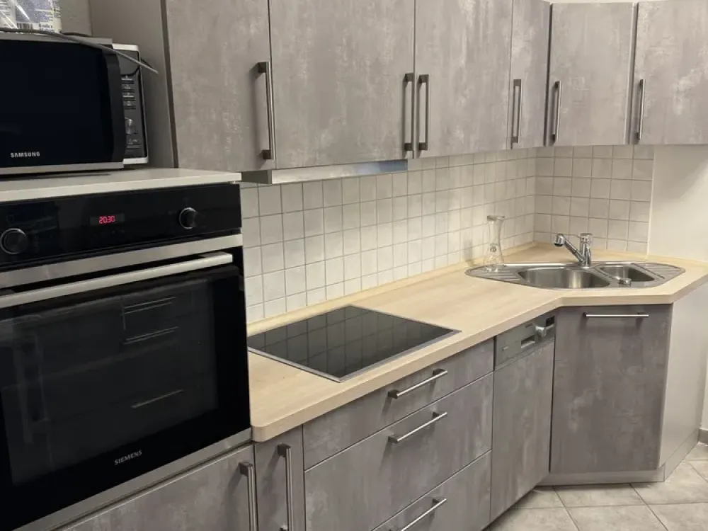 möblierte 2-Raum-EG-Wohnung mit gehobener Innenausstattung mit Einbauküche an der TU Dresden
