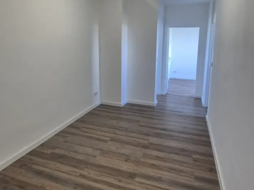 ANFRAGEN ÜBER DAS KONTAKTFELD +++ Sanierte Neubauwohnung mit Balkon und Weitsicht