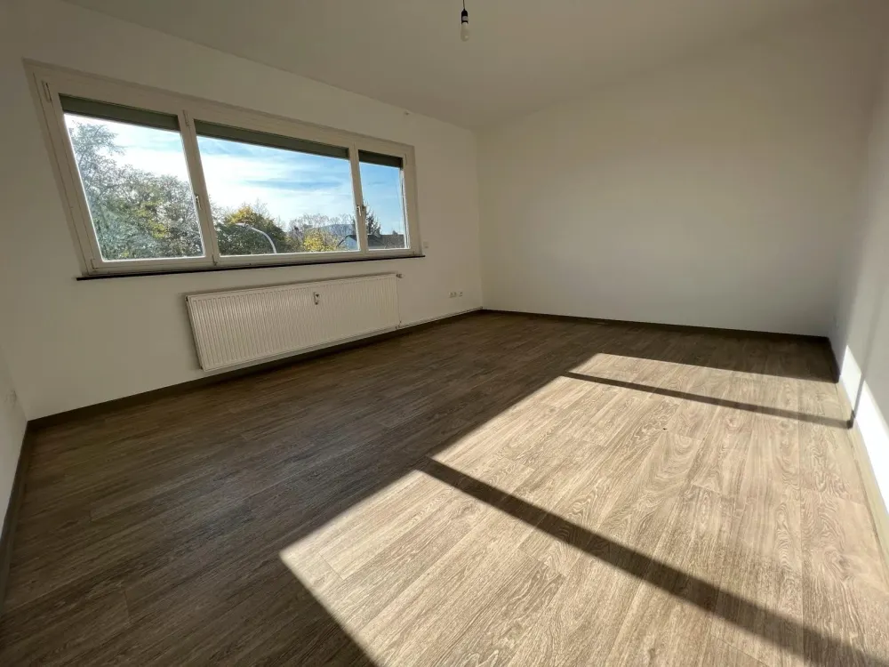Renovierte 3 Zimmer-Wohnung in Obertshausen-Hausen