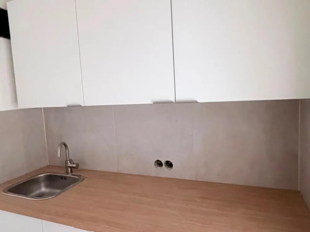 Erstbezug nach Sanierung! 2-Zimmer-Wohnung + Balkon in Schweinau