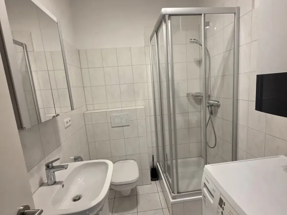 Singles oder Paare aufgepasst: helle freundliche 3-Raum-Wohnung mit Balkon und EBK