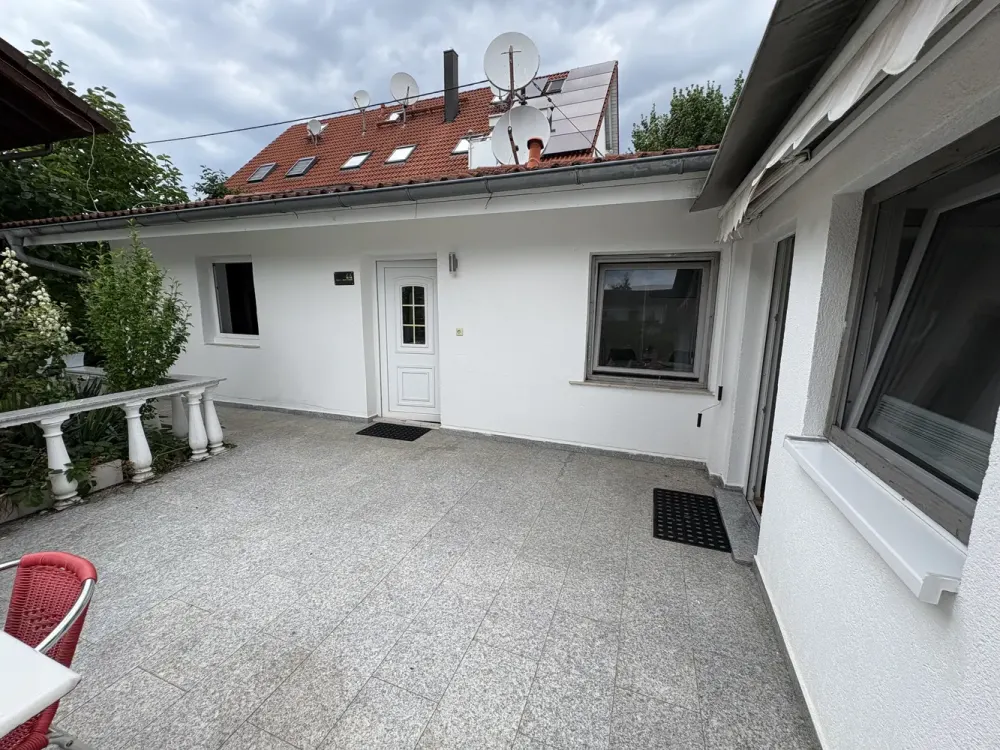 Bungalow 3-Room in München Lerchenau