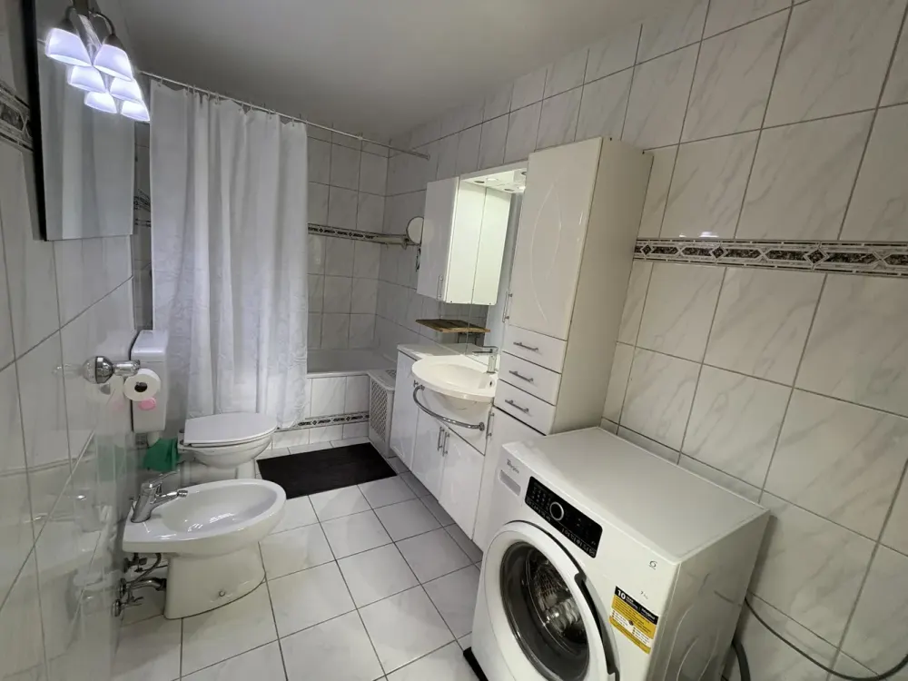Bungalow 3-Room in München Lerchenau