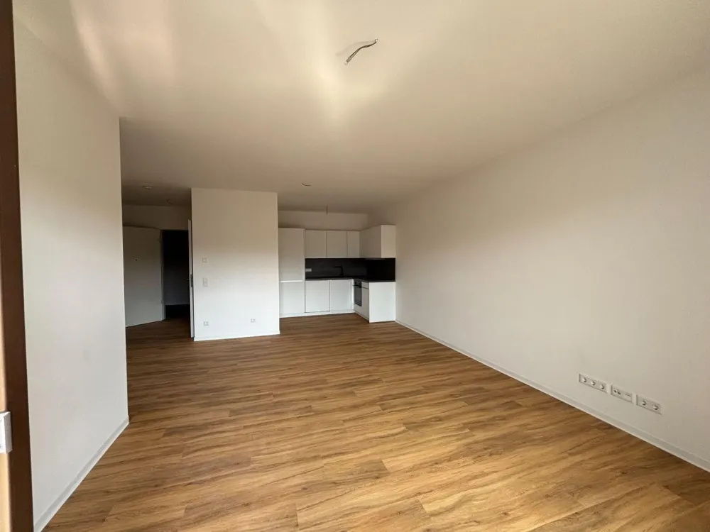 1. Monat kaltmietfrei * Lichtdurchflutete 2-Zi.-Whg. mit moderner EBK & Balkon *