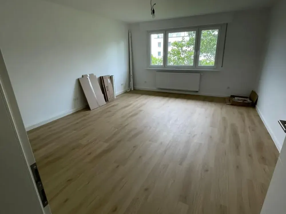 Helle 2 Zimmer Wohnung in Spitzenlage