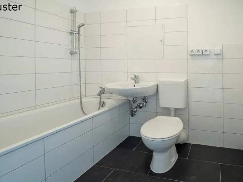 Practical 3-Room Apartment (WBS)!