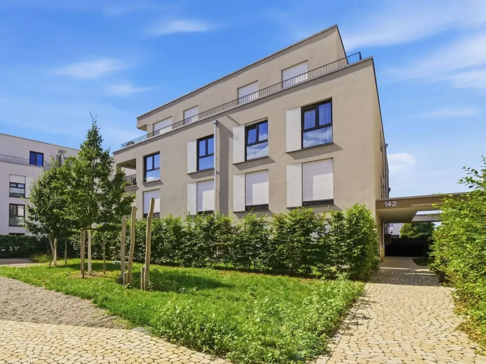 Neuwertige 5-Zi-Wohnung mit KNX & E-Stellplatz, Fellbach