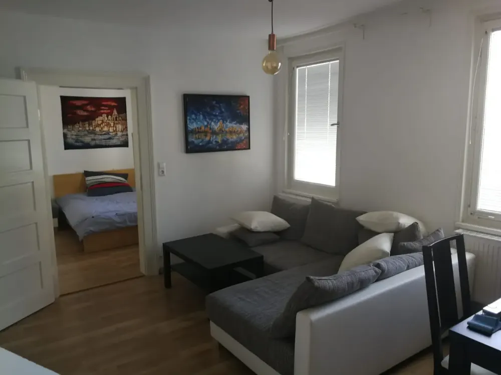 Sanierte 2-Raum-Wohnung in Esslingen am Neckar