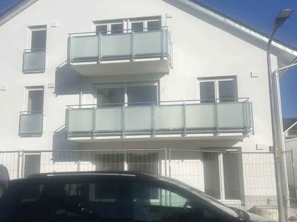 NEUBAU - Modernes Wohnen mit Stil - 2-Zimmer-Wohung mit EBK und großem Balkon in ruhiger Wohnlage