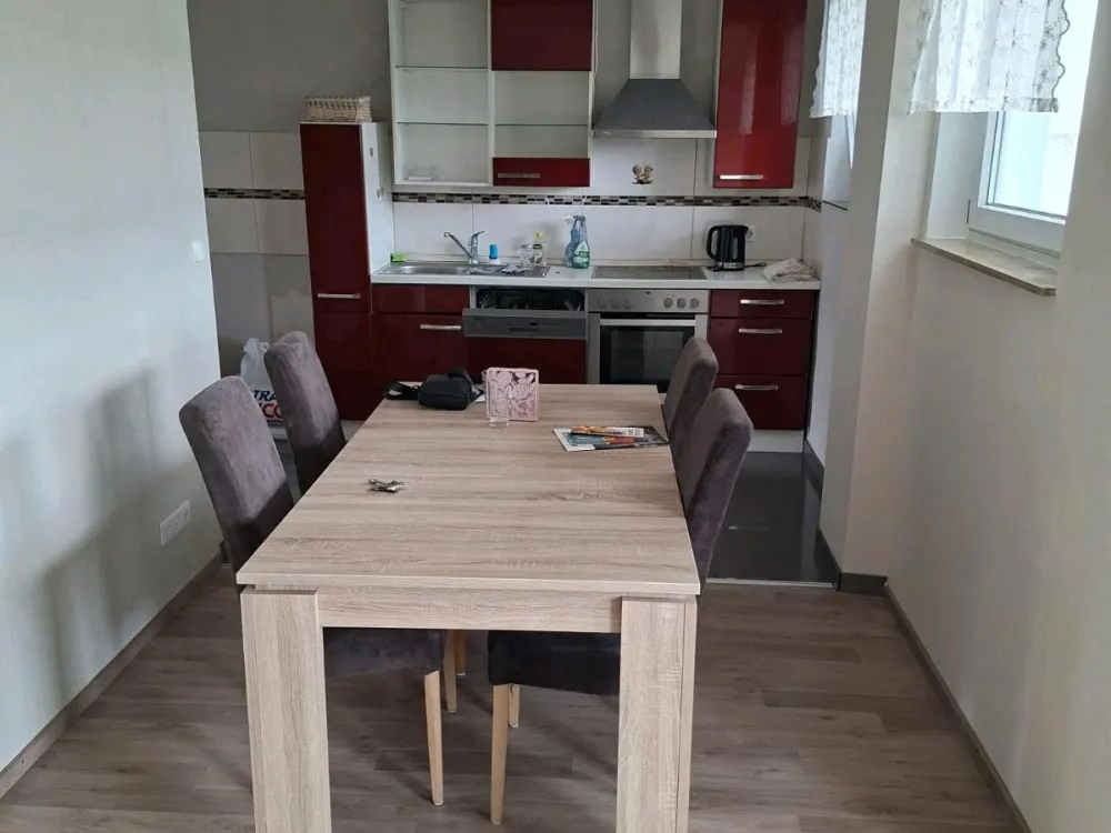 3 room apartment