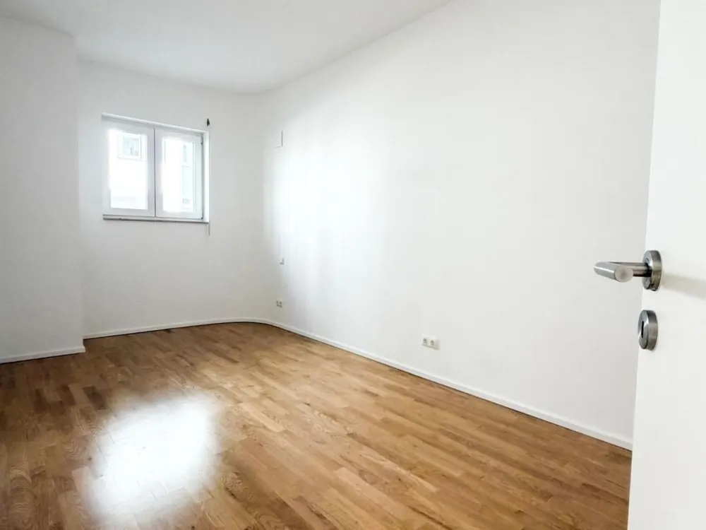4 Rooms | 2 Bathrooms | Bright Apartment with Terrace in Zentrum-West | Leipzig