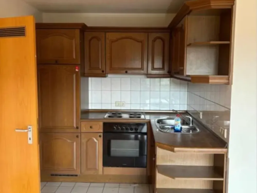 Sehr ruhige 2 Zimmer mit Balkon in Schleussig Industriestraße